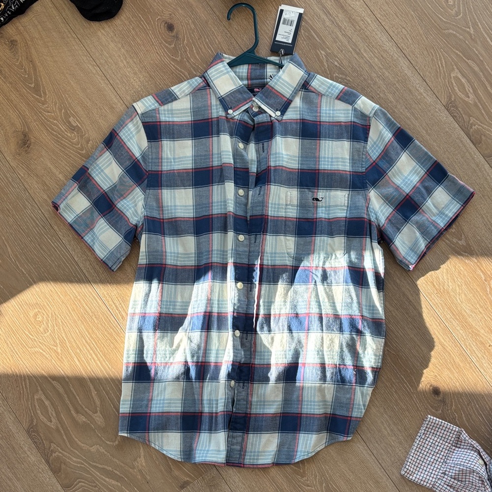 Vineyard Vines Casual Blue and Red Button Down Shirt
